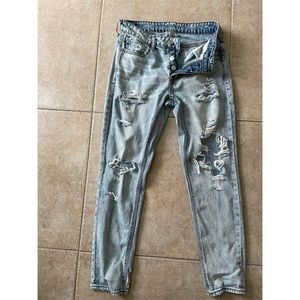 American eagle distressed jeans